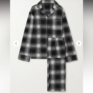 SKIMS Checked fleece pajama set Brand New Sold Out New in SKIMS Gift BOX